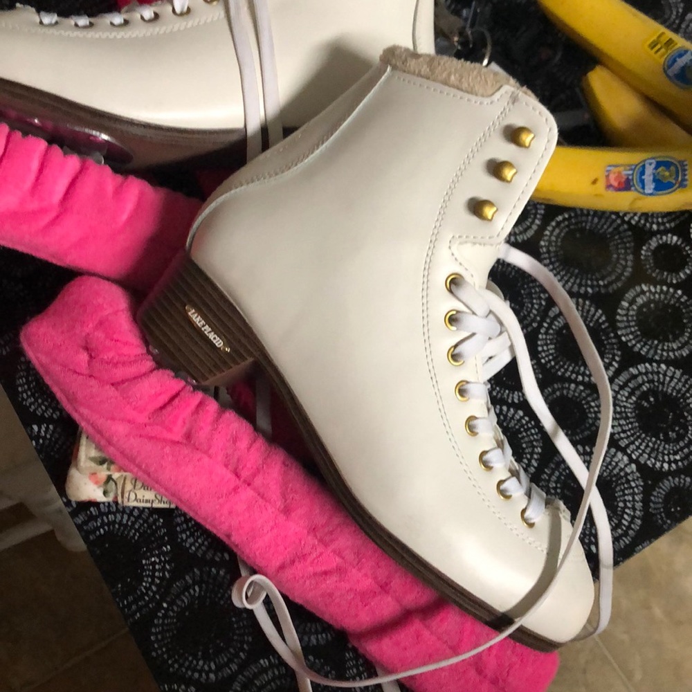 Lake placid alpine 900 figure skates